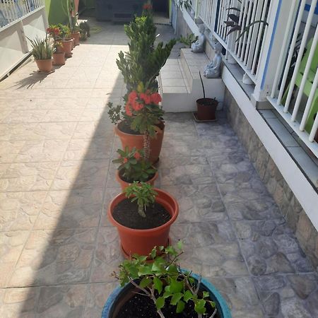 La Casa Binecha Avec Jacuzzi Villa Baillif Bagian luar foto