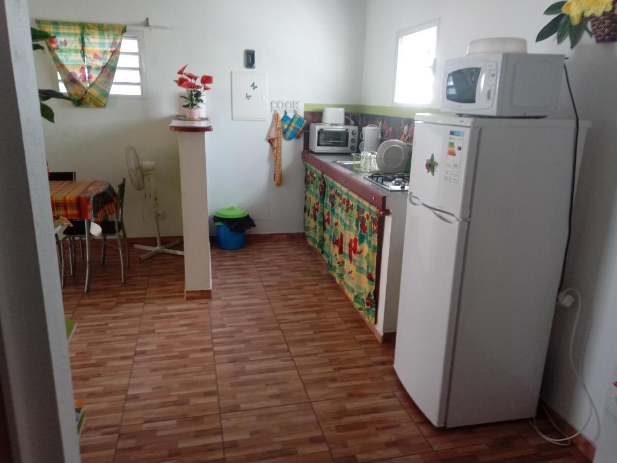 La Casa Binecha Avec Jacuzzi Villa Baillif Bagian luar foto